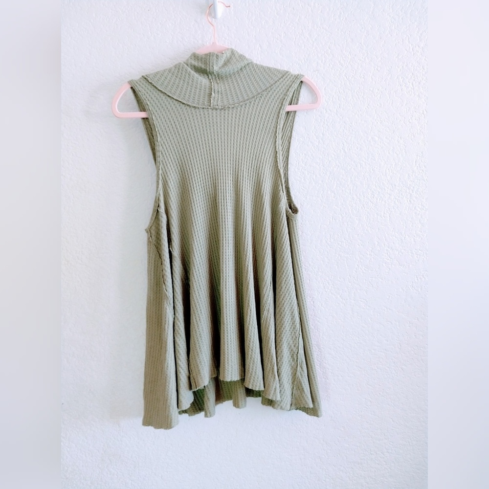 We The Free Tank Top Size Medium - Picture 3 of 4